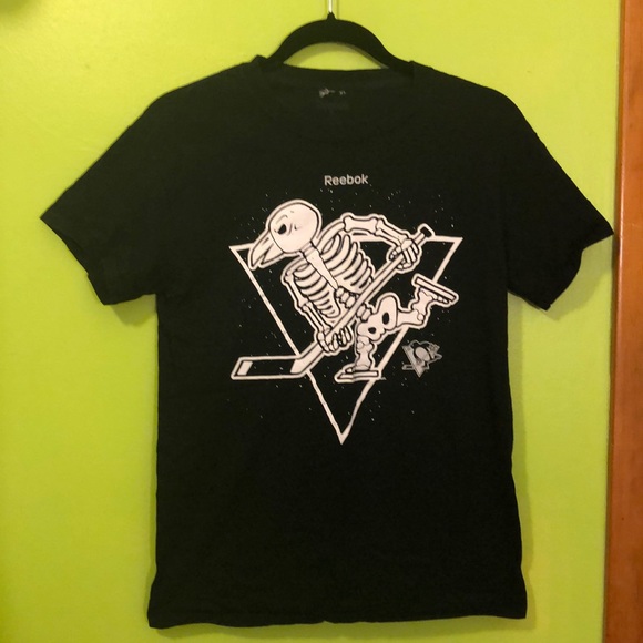 pittsburgh penguins workout shirt